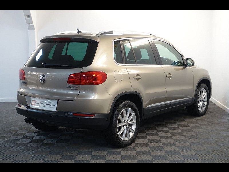 Volkswagen Tiguan 2.0 TDI BlueMotion Tech SE SUV 5dr Diesel DSG 4WD Euro 5 (s/s) (140 ps)
