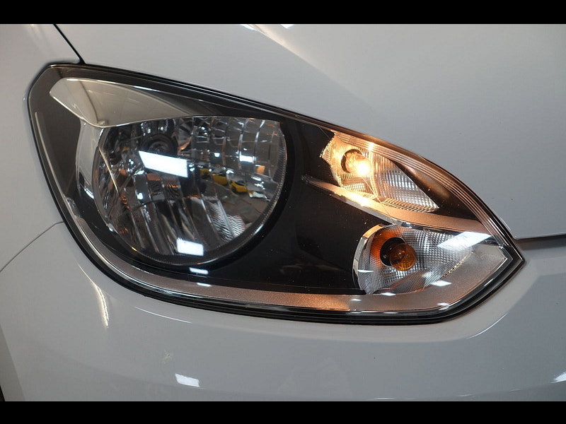 Volkswagen up! 1.0 Move up! Hatchback 5dr Petrol Manual Euro 5 (60 ps)