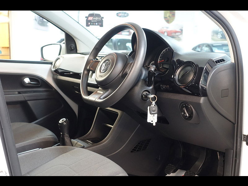 Volkswagen up! 1.0 Move up! Hatchback 5dr Petrol Manual Euro 5 (60 ps)