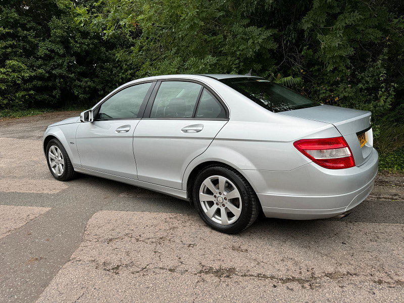 Mercedes-Benz C Class 1.6 C180K BlueEfficiency SE Saloon 4dr Petrol Auto Euro 4 (156 ps)