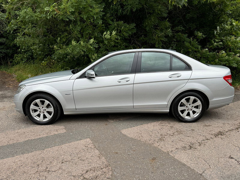 Mercedes-Benz C Class 1.6 C180K BlueEfficiency SE Saloon 4dr Petrol Auto Euro 4 (156 ps)