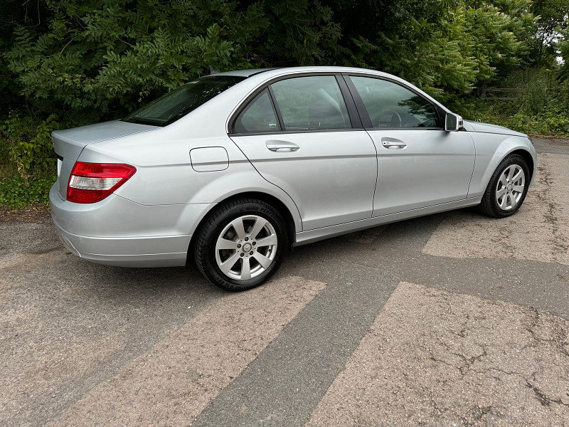 Mercedes-Benz C Class 1.6 C180K BlueEfficiency SE Saloon 4dr Petrol Auto Euro 4 (156 ps)