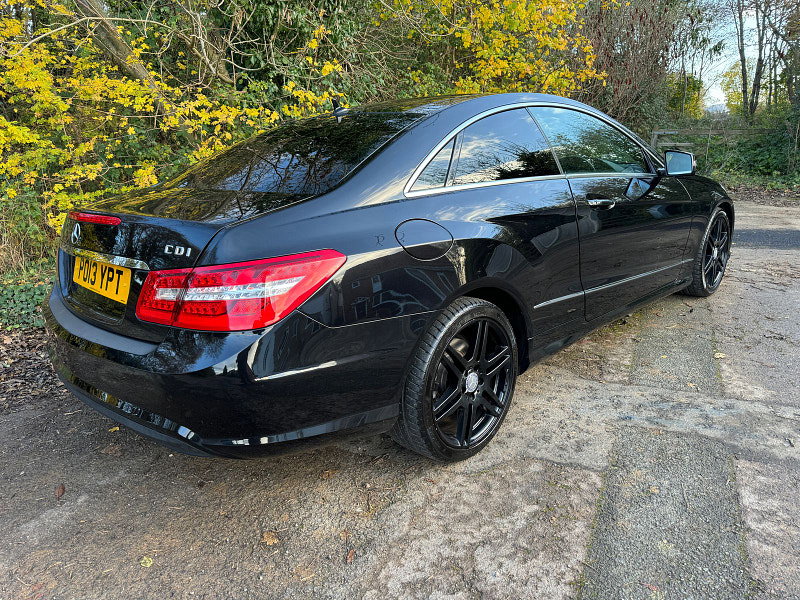 Mercedes-Benz E Class 2.1 E250 CDI BlueEfficiency Sport Coupe 2dr Diesel G-Tronic+ Euro 5 (s/s) (204 ps)