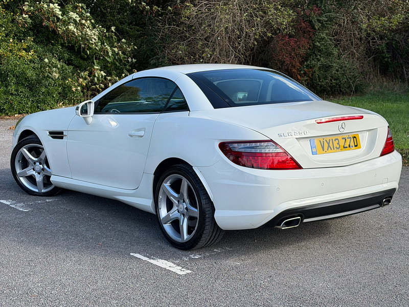Mercedes-Benz SLK 1.8 SLK250 BlueEfficiency AMG Sport Convertible 2dr Petrol G-Tronic+ Euro 5 (s/s) (204 ps)