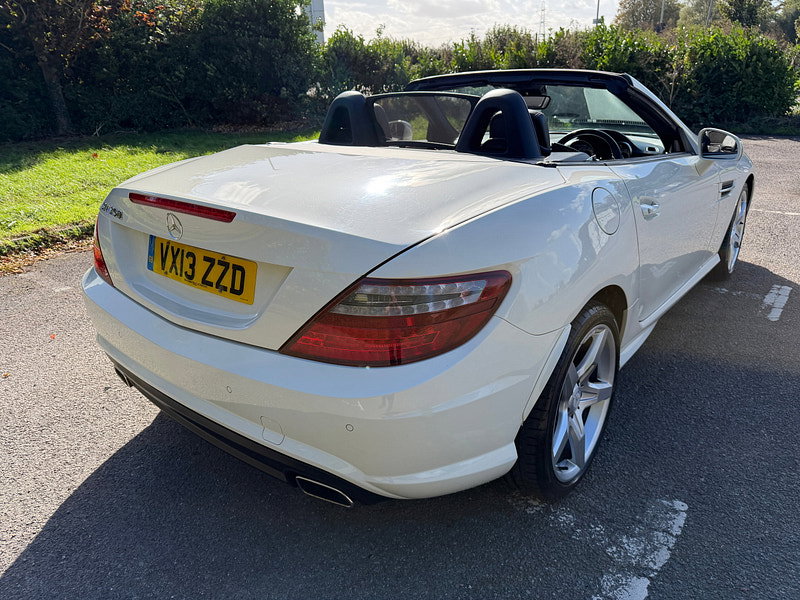 Mercedes-Benz SLK 1.8 SLK250 BlueEfficiency AMG Sport Convertible 2dr Petrol G-Tronic+ Euro 5 (s/s) (204 ps)