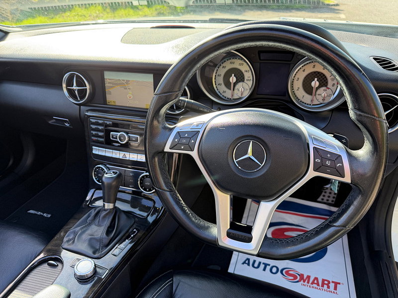 Mercedes-Benz SLK 1.8 SLK250 BlueEfficiency AMG Sport Convertible 2dr Petrol G-Tronic+ Euro 5 (s/s) (204 ps)