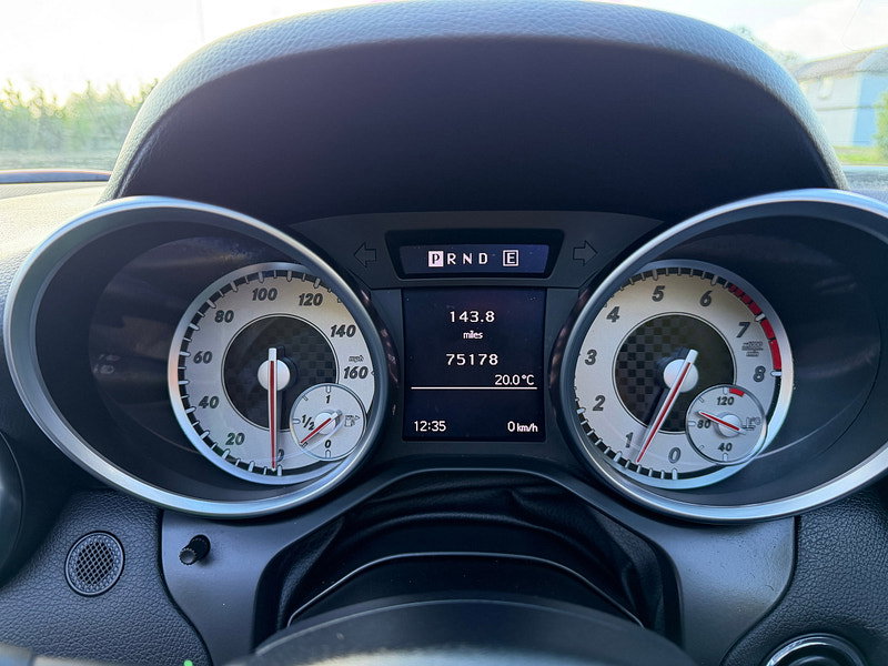 Mercedes-Benz SLK 1.8 SLK250 BlueEfficiency AMG Sport Convertible 2dr Petrol G-Tronic+ Euro 5 (s/s) (204 ps)