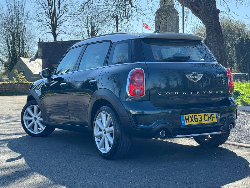 MINI Countryman 2.0 Cooper SD SUV 5dr Diesel Auto ALL4 Euro 5 (143 ps)
