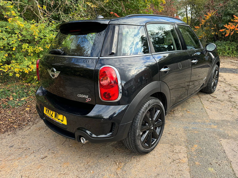 MINI Countryman 2.0 Cooper SD SUV 5dr Diesel Auto ALL4 Euro 5 (143 ps)