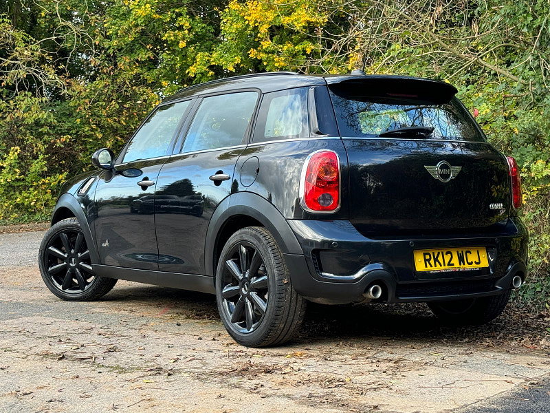 MINI Countryman 2.0 Cooper SD SUV 5dr Diesel Auto ALL4 Euro 5 (143 ps)