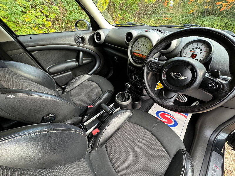 MINI Countryman 2.0 Cooper SD SUV 5dr Diesel Auto ALL4 Euro 5 (143 ps)