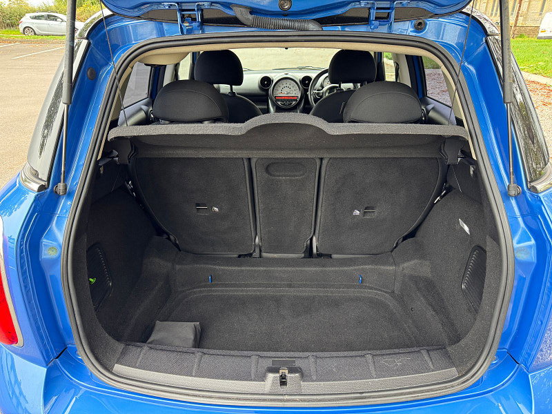 MINI Countryman 2.0 Cooper SD SUV 5dr Diesel Auto ALL4 Euro 5 (143 ps)