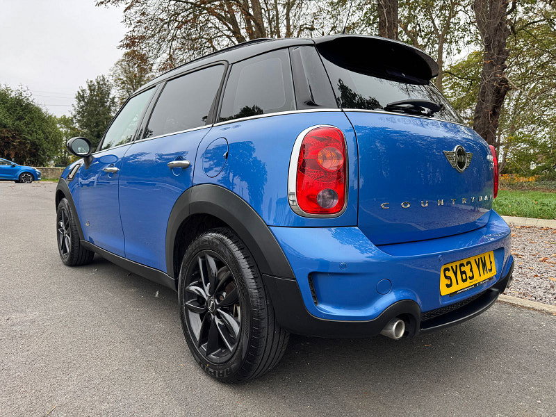 MINI Countryman 2.0 Cooper SD SUV 5dr Diesel Auto ALL4 Euro 5 (143 ps)
