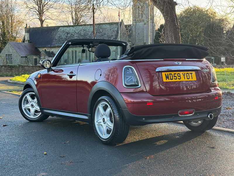 MINI Convertible 1.6 Cooper Convertible 2dr Petrol Manual Euro 4 (120 ps)
