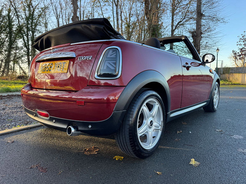 MINI Convertible 1.6 Cooper Convertible 2dr Petrol Manual Euro 4 (120 ps)