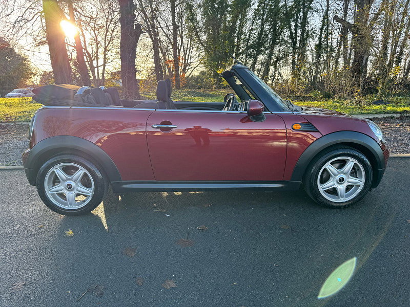 MINI Convertible 1.6 Cooper Convertible 2dr Petrol Manual Euro 4 (120 ps)