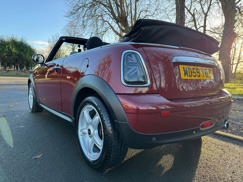 MINI Convertible 1.6 Cooper Convertible 2dr Petrol Manual Euro 4 (120 ps)
