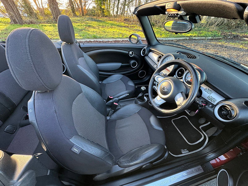 MINI Convertible 1.6 Cooper Convertible 2dr Petrol Manual Euro 4 (120 ps)