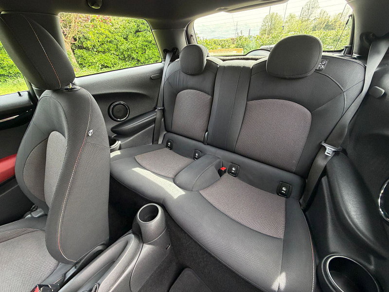 MINI Hatch 1.5 Cooper Hatchback 3dr Petrol Manual Euro 6 (s/s) (136 ps)