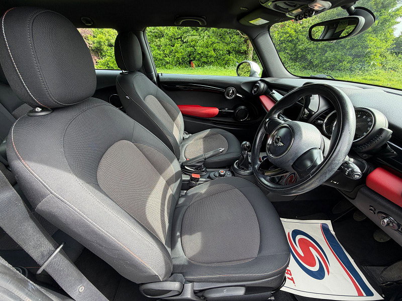 MINI Hatch 1.5 Cooper Hatchback 3dr Petrol Manual Euro 6 (s/s) (136 ps)