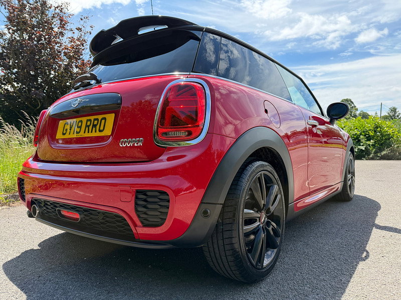 MINI Hatch 1.5 Cooper Sport Hatchback 3dr Petrol Manual Euro 6 (s/s) (136 ps)