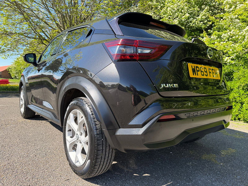 Nissan Juke 1.0 DIG-T N-Connecta SUV 5dr Petrol Manual Euro 6 (s/s) (117 ps)