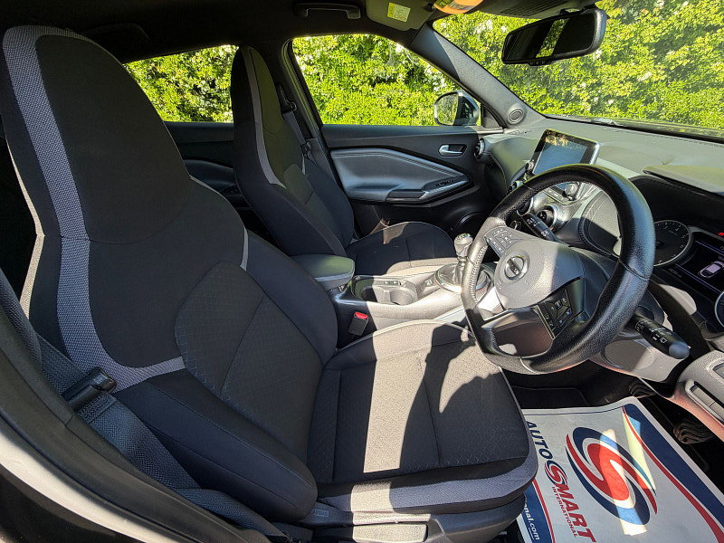 Nissan Juke 1.0 DIG-T N-Connecta SUV 5dr Petrol Manual Euro 6 (s/s) (117 ps)