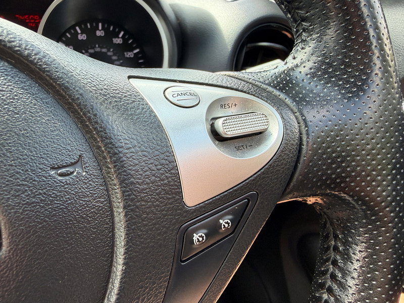 Nissan Juke 1.2 DIG-T Tekna SUV 5dr Petrol Manual Euro 6 (s/s) (115 ps)