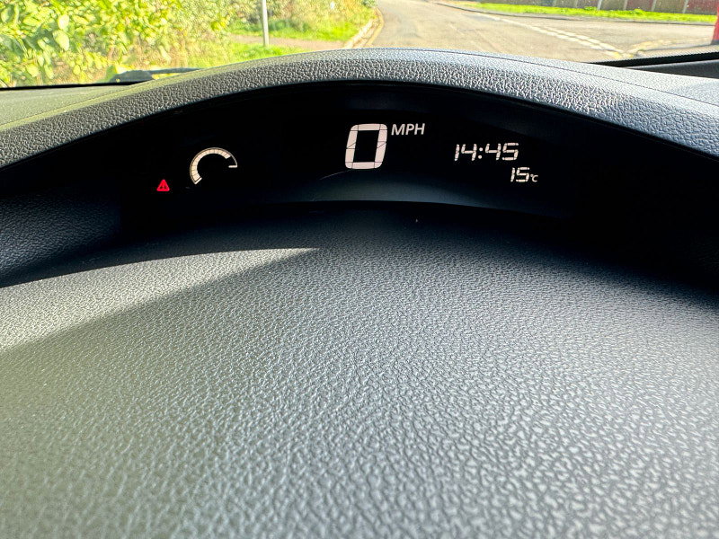 Nissan Leaf 30kWh Tekna Hatchback 5dr Electric Auto (109 bhp)