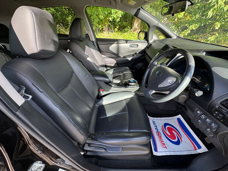 Nissan Leaf 30kWh Tekna Hatchback 5dr Electric Auto (109 bhp)