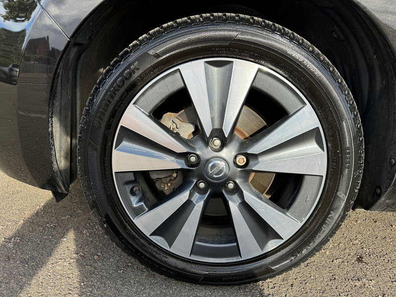 Nissan Leaf 30kWh Tekna Hatchback 5dr Electric Auto (109 bhp)