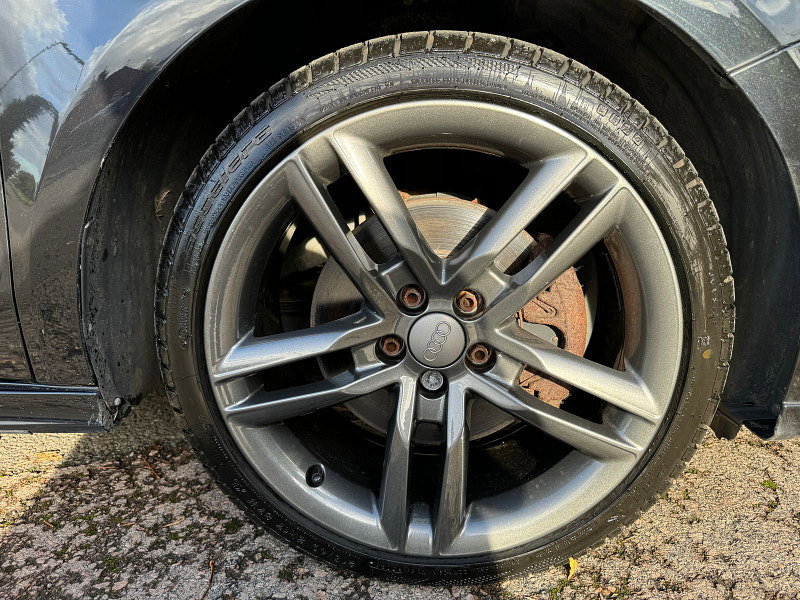 Audi A1 1.4 TFSI S line Hatchback 3dr Petrol S Tronic Euro 5 (s/s) (122 ps)