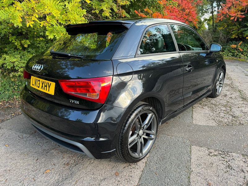 Audi A1 1.4 TFSI S line Hatchback 3dr Petrol S Tronic Euro 5 (s/s) (122 ps)