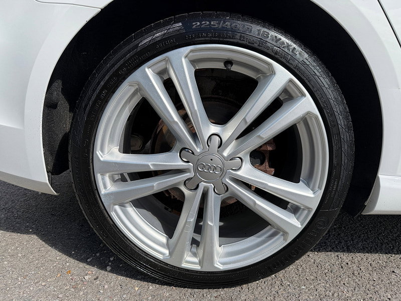 Audi A3 2.0 TDI S line Sportback 5dr Diesel Manual Euro 6 (s/s) (Nav) (150 ps)
