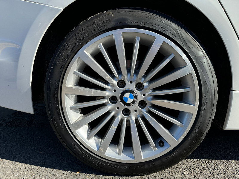 BMW 3 Series 2.0 320d Luxury Saloon 4dr Diesel Auto Euro 5 (s/s) (184 ps)