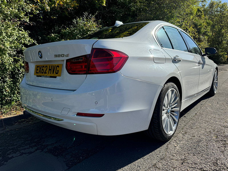 BMW 3 Series 2.0 320d Luxury Saloon 4dr Diesel Auto Euro 5 (s/s) (184 ps)