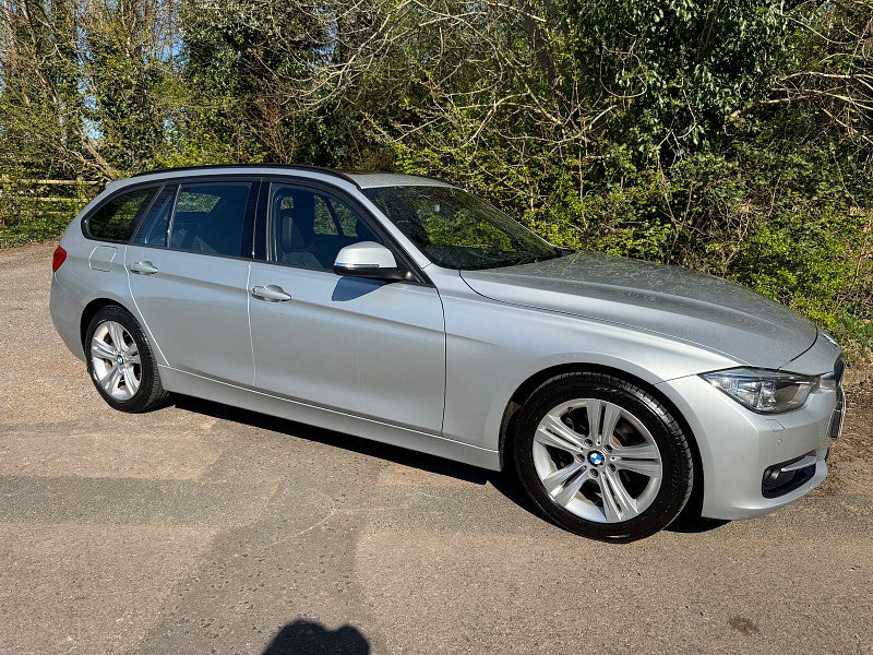 BMW 3 Series 2.0 320i Sport Touring 5dr Petrol Manual Euro 6 (s/s) (184 ps)