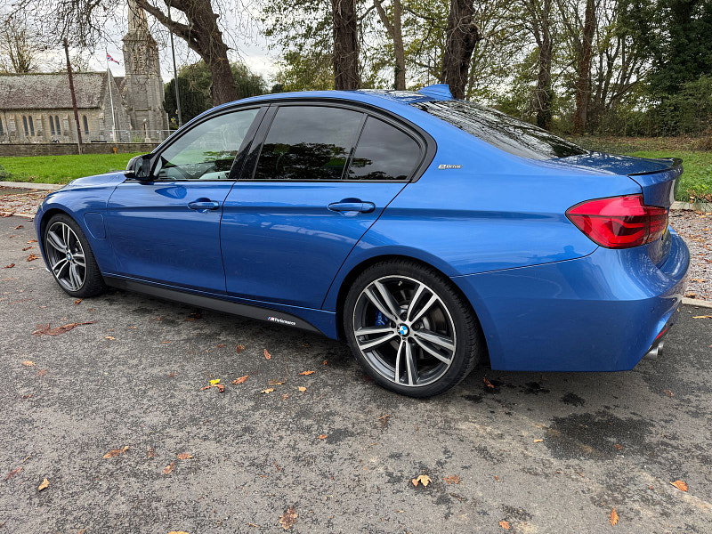 BMW 3 Series 2.0 330e 7.6kWh M Sport Saloon 4dr Petrol Plug-in Hybrid Auto Euro 6 (s/s) (252 ps)