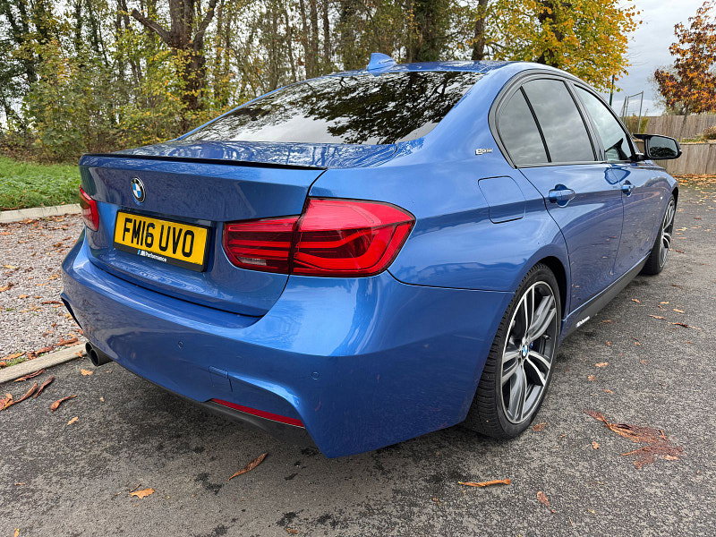 BMW 3 Series 2.0 330e 7.6kWh M Sport Saloon 4dr Petrol Plug-in Hybrid Auto Euro 6 (s/s) (252 ps)