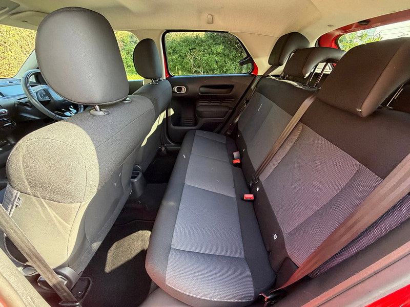 Citroen C4 Cactus 1.2 PureTech Feel Hatchback 5dr Petrol Manual Euro 6 (s/s) (110 ps)