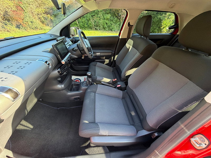 Citroen C4 Cactus 1.2 PureTech Feel Hatchback 5dr Petrol Manual Euro 6 (s/s) (110 ps)