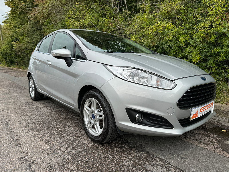Ford Fiesta 1.0 Zetec Hatchback 5dr Petrol Manual Euro 5 (s/s) (80 ps)