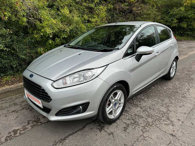 Ford Fiesta 1.0 Zetec Hatchback 5dr Petrol Manual Euro 5 (s/s) (80 ps)