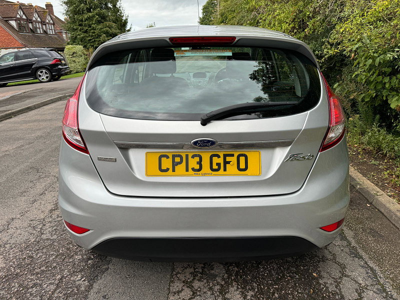 Ford Fiesta 1.0 Zetec Hatchback 5dr Petrol Manual Euro 5 (s/s) (80 ps)