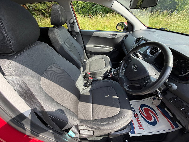 Hyundai I10 1.2 Premium SE Hatchback 5dr Petrol Auto Euro 6 (87 ps)