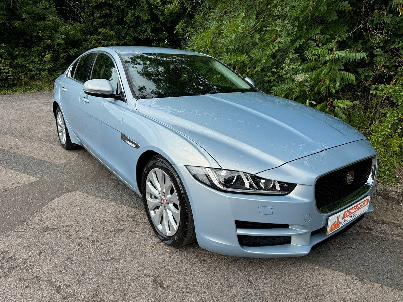 Jaguar XE 2.0d Portfolio Saloon 4dr Diesel Auto Euro 6 (s/s) (163 ps)