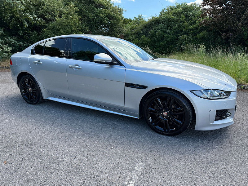 Jaguar XE 2.0d R-Sport Saloon 4dr Diesel Auto Euro 6 (s/s) (180 ps)
