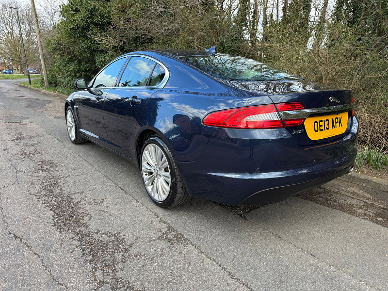 Jaguar XF 2.2d Portfolio Saloon 4dr Diesel Auto Euro 5 (s/s) (200 ps)