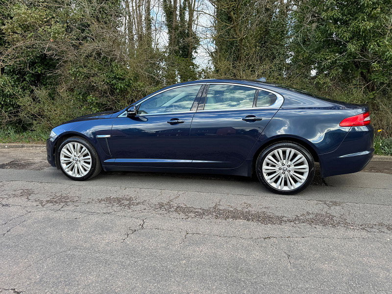 Jaguar XF 2.2d Portfolio Saloon 4dr Diesel Auto Euro 5 (s/s) (200 ps)
