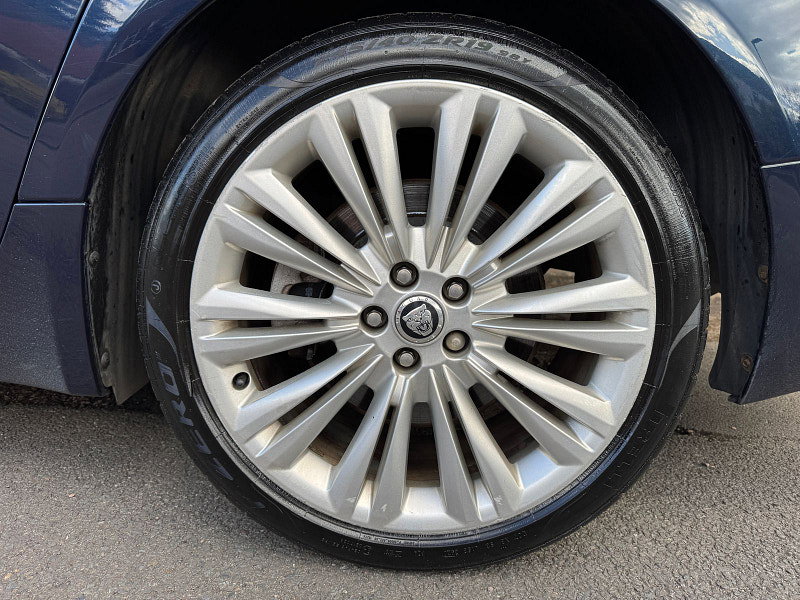 Jaguar XF 2.2d Portfolio Saloon 4dr Diesel Auto Euro 5 (s/s) (200 ps)